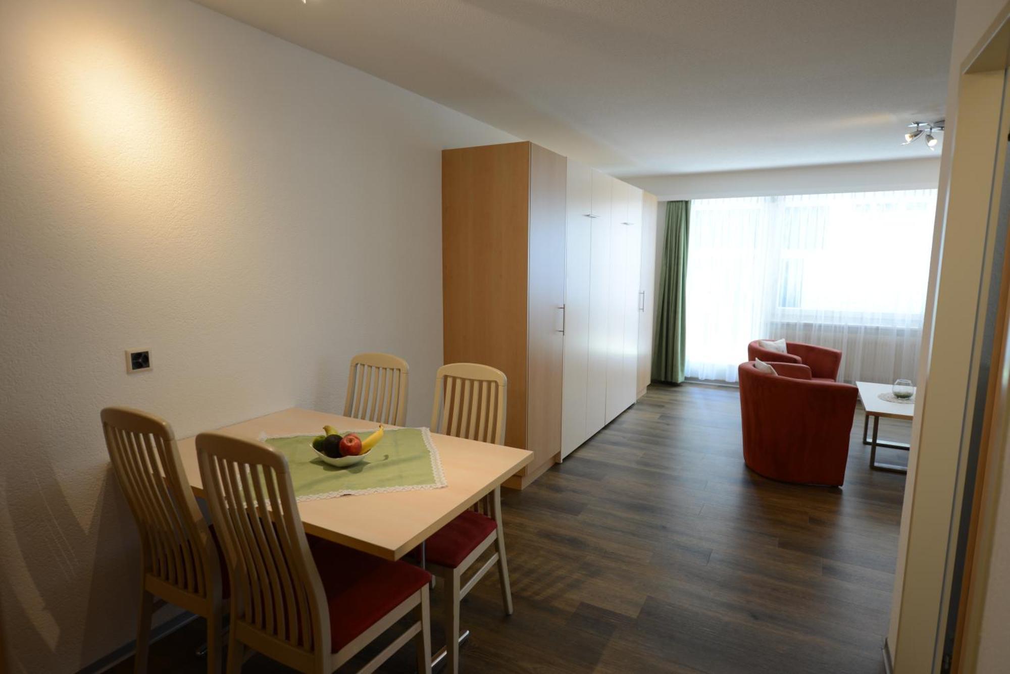 Haus Kandahar Saas Fee الغرفة الصورة